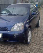 Toyota Vitz 2000 Blue for sale