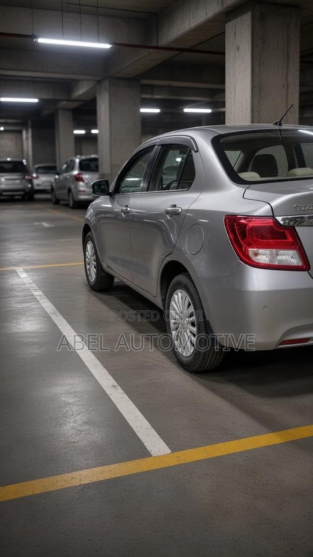 Suzuki Dzire 2022 Silver