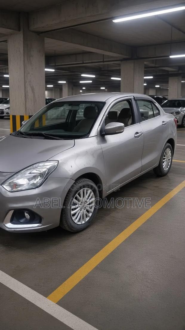 Suzuki Dzire 2022 Silver
