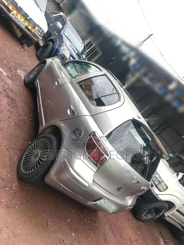 Toyota Vitz 2004