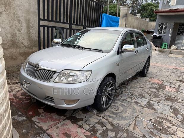 Toyota Corolla 2004 Beige