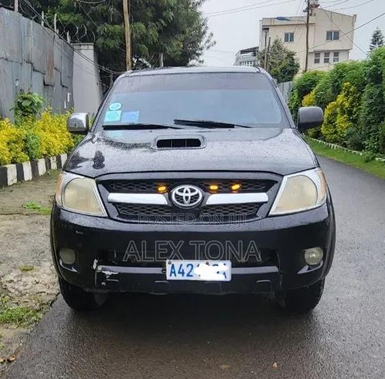 Toyota Hilux 2008 Black