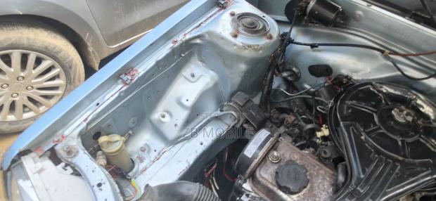 Toyota Corolla 1987 Blue