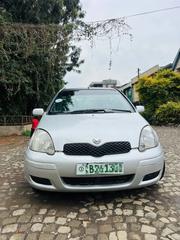 Toyota Vitz 2004 Silver for sale