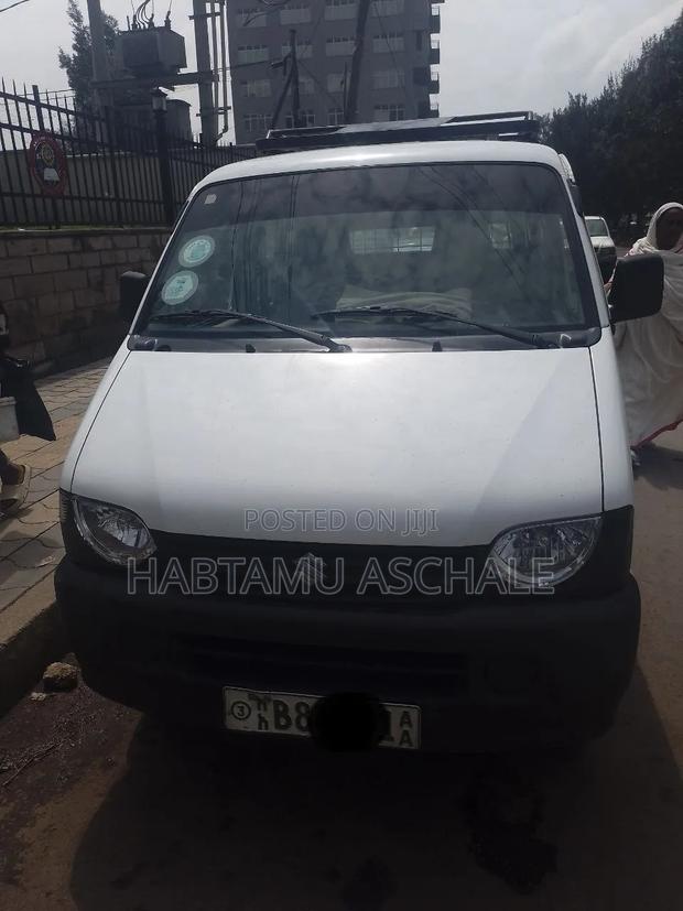 Suzuki Eeco 2024 White