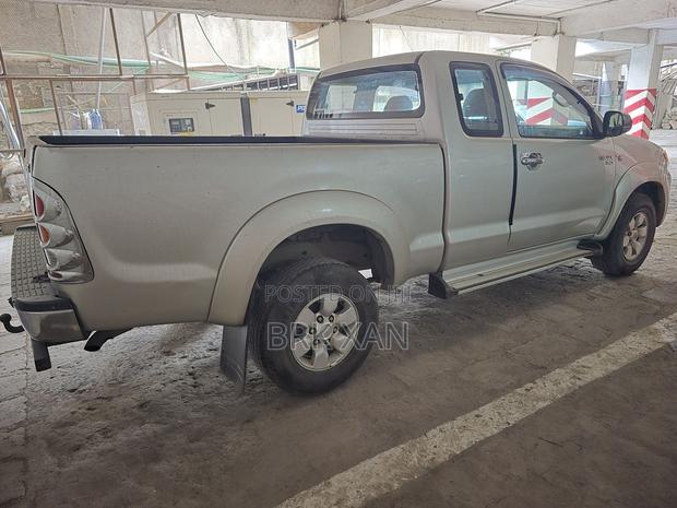 Toyota Hilux 2008 Gold