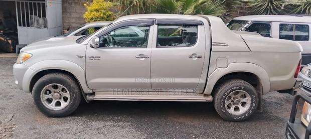 Toyota Hilux 2010