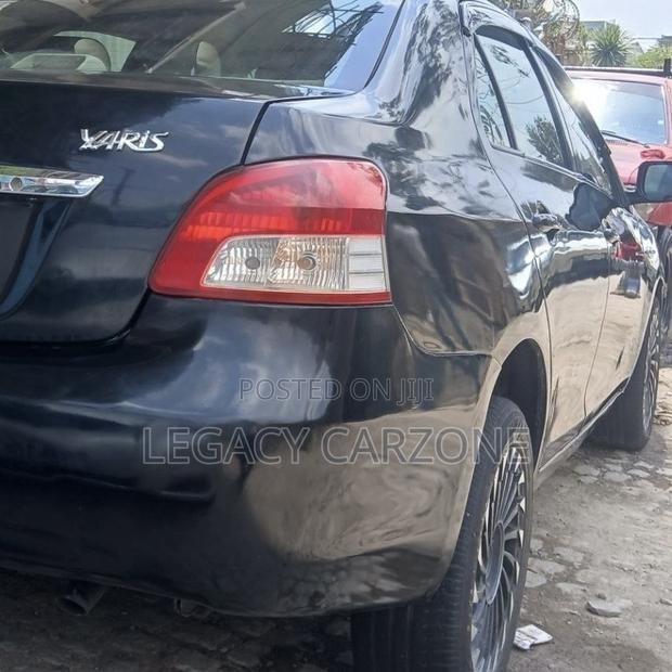 Toyota Yaris 2007 Black