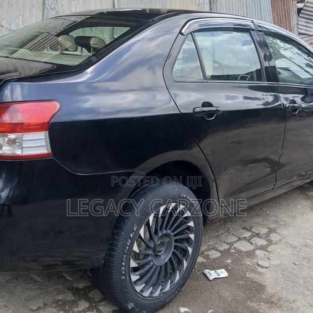 Toyota Yaris 2007 Black