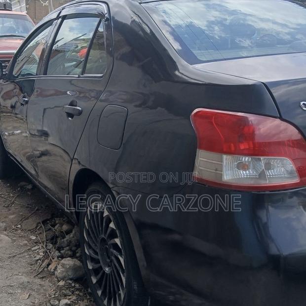 Toyota Yaris 2007 Black