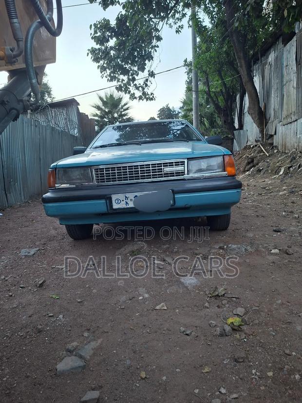 Hyundai Stellar 1987 Blue