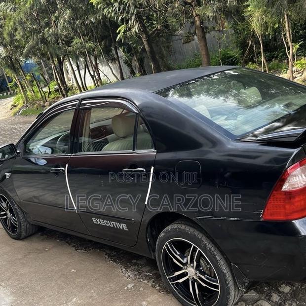 Toyota Corolla 2005 Black