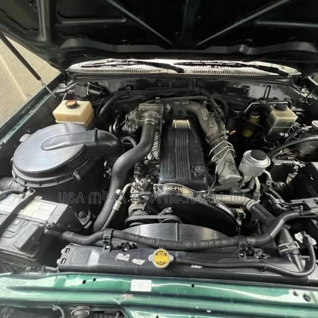 Toyota Land Cruiser 2007 Green