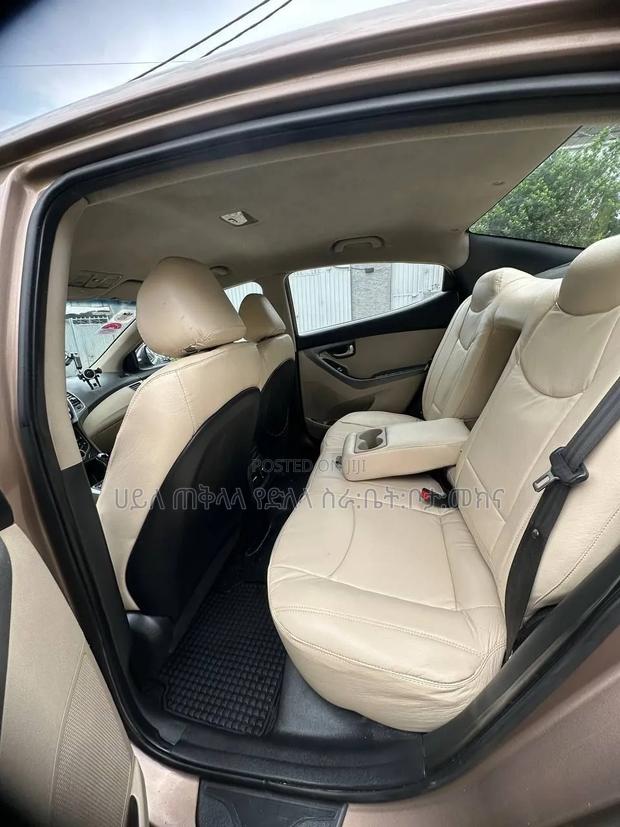Hyundai Elantra 2015 Brown