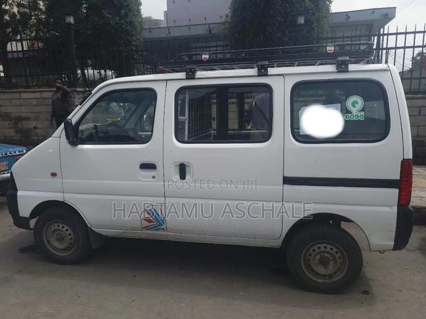 Suzuki Eeco 2024 White
