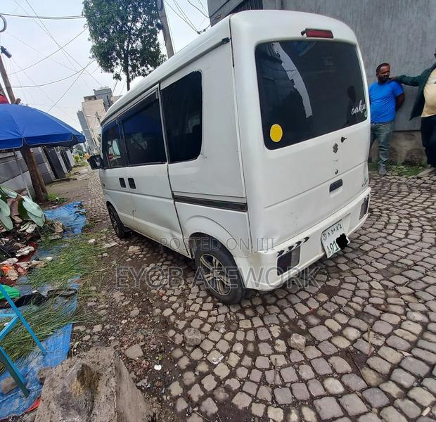 Suzuki EV 2011 White