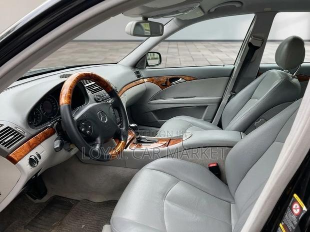 Mercedes-Benz E240 2003 Black