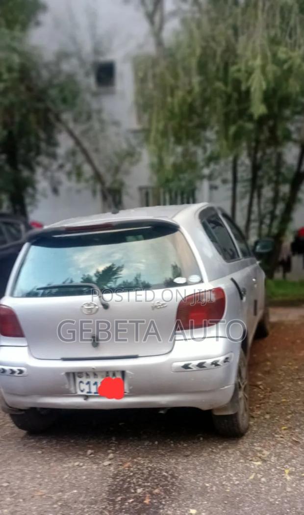Toyota Vitz 2004