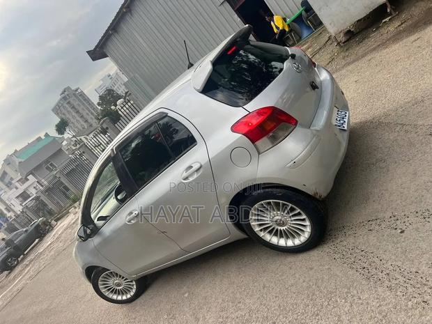 Toyota Yaris 2008 Silver