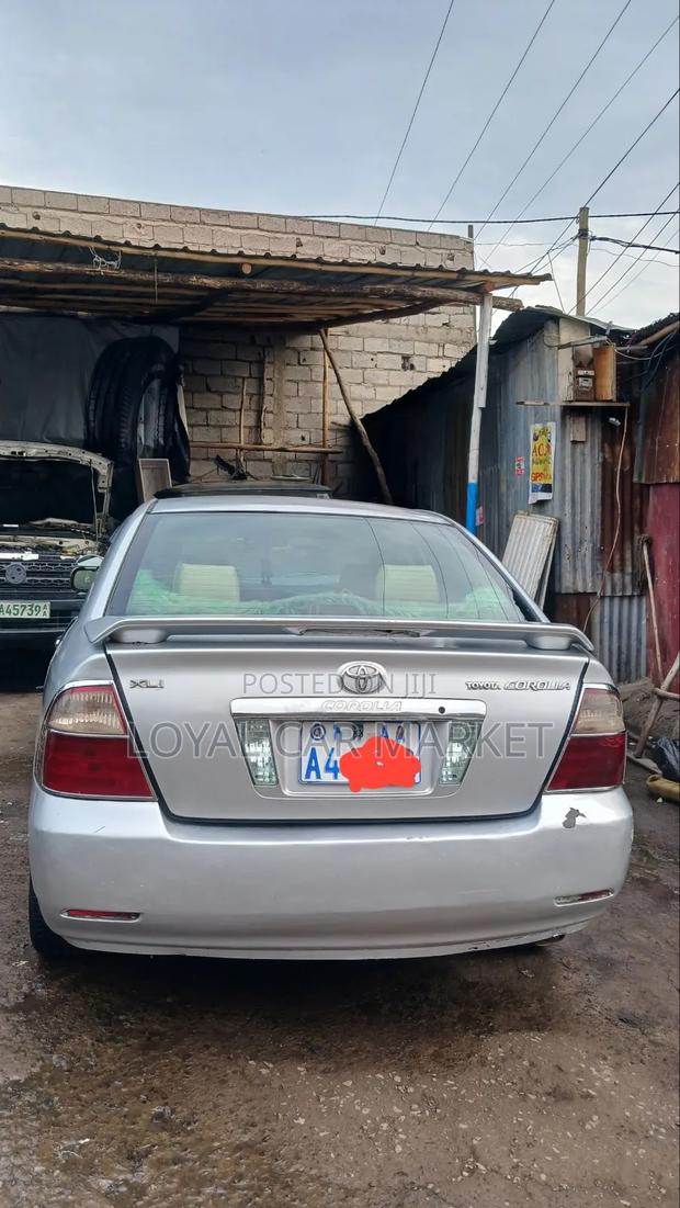 Toyota Corolla 2005 Silver