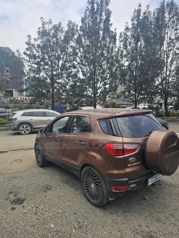 Ford Ecosport 2015 Brown