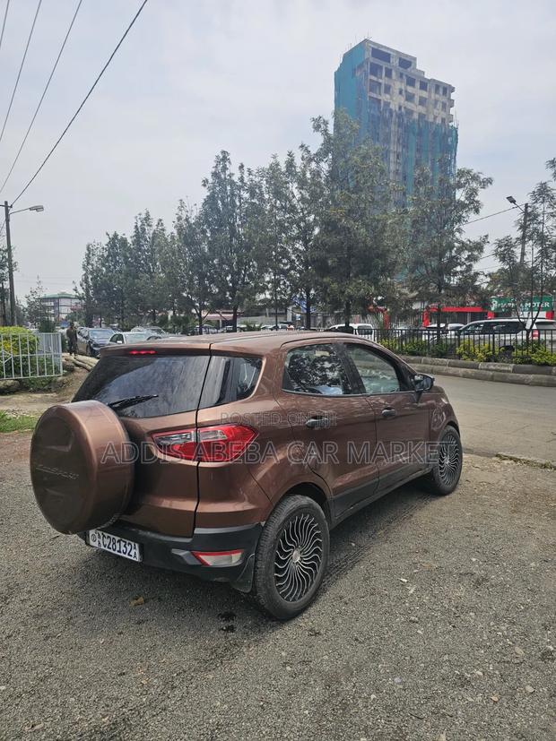 Ford Ecosport 2015 Brown