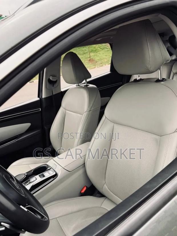 Hyundai Tucson XRT 2023 Gray
