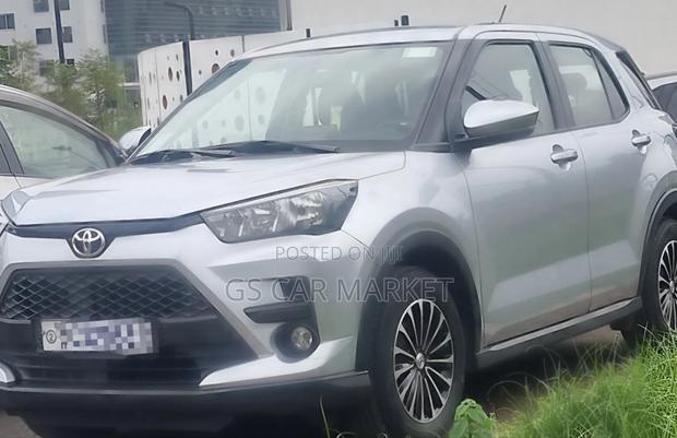 Toyota Raize 2022 Silver