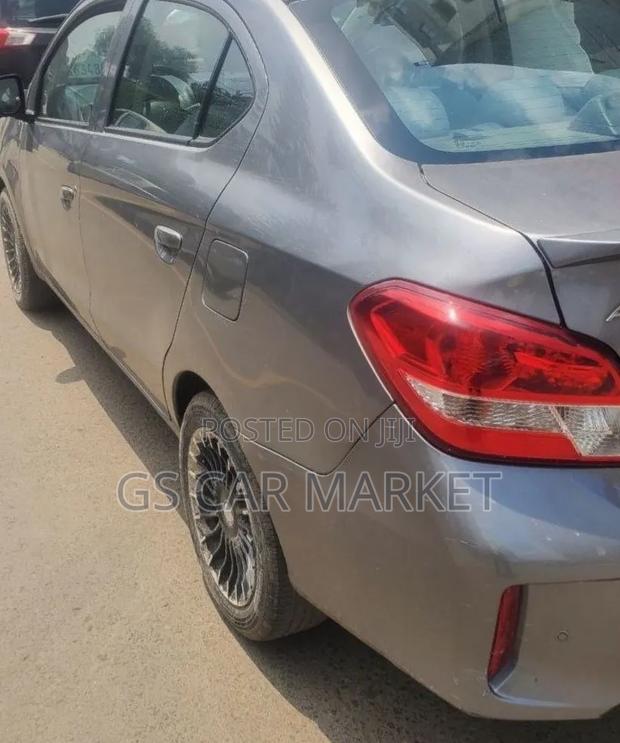 Mitsubishi Attrage 2021 Gray