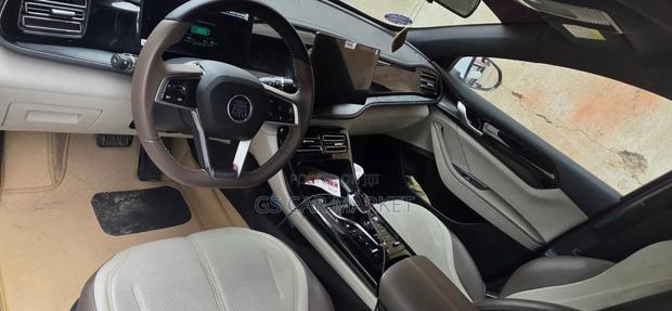BYD Qin Plus DM-i 2025 White