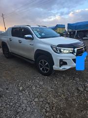 Toyota Hilux 2020 White for sale