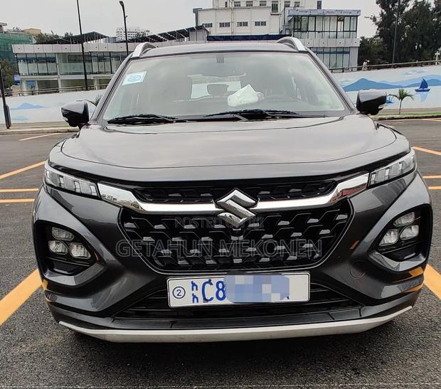 Suzuki Fronx 2025 Gray
