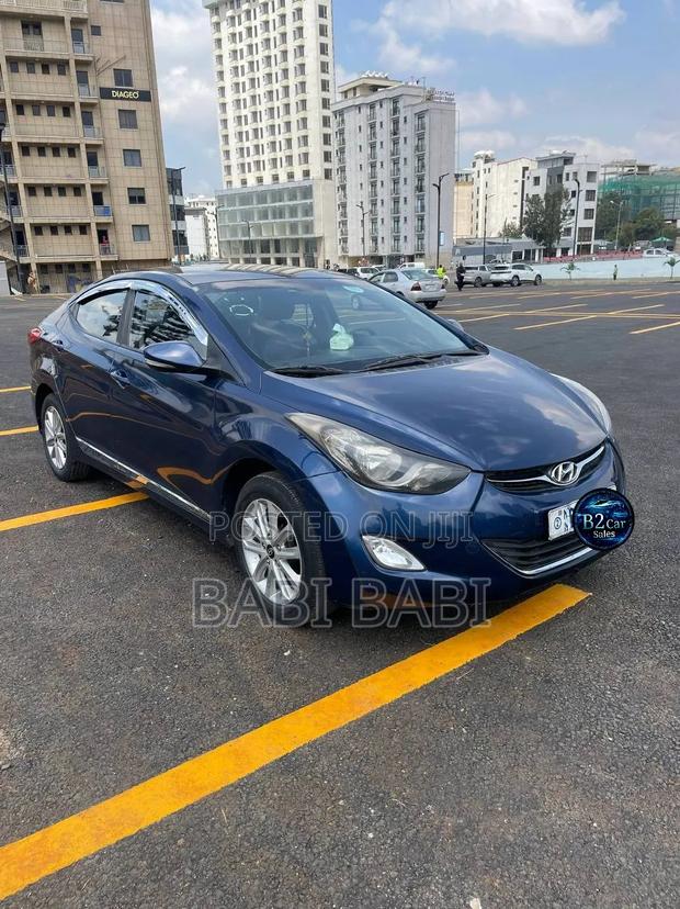 Hyundai Avante 2014 Blue