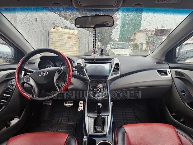 Hyundai Avante 2015 Silver