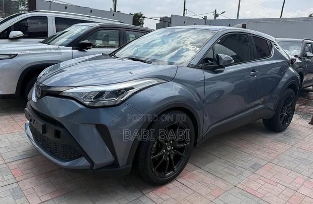 New Toyota C-HR 2025 Blue