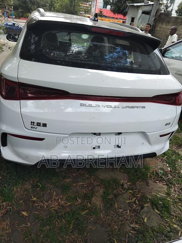 New BYD E2 43 kWh 94 hp FWD 2025 White
