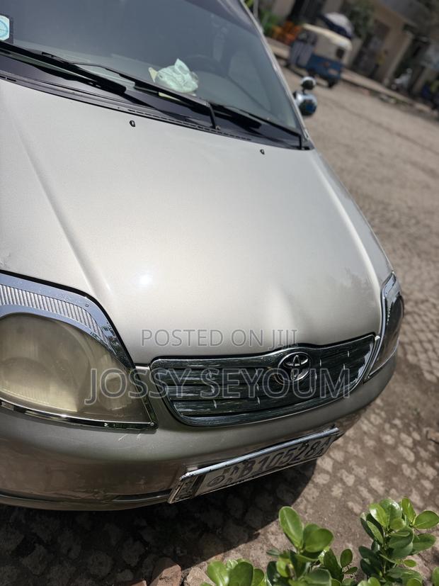 Toyota Corolla Sedan Automatic 2003 Silver