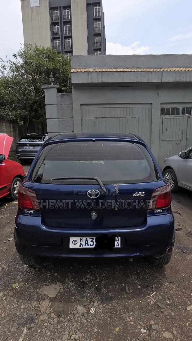 Toyota Yaris 2001 Blue
