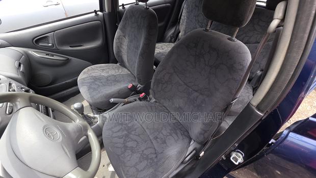 Toyota Yaris 2001 Blue