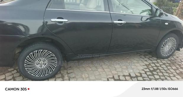 Toyota Corolla 2011 Black