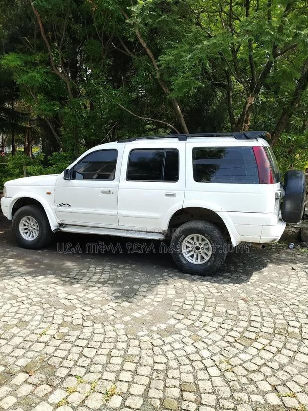 Ford Everest 2006 Ivory