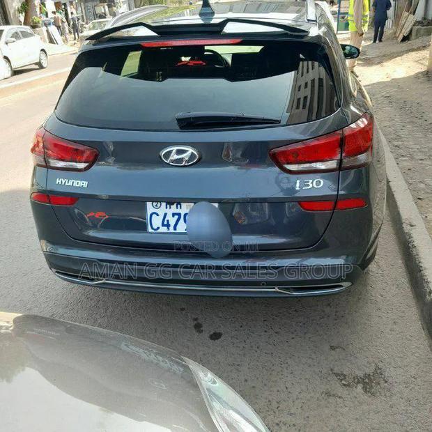 Hyundai i30 2021 Gray
