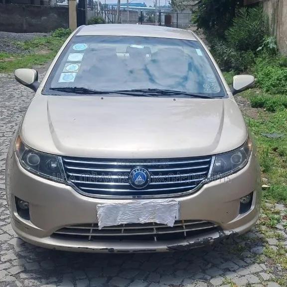 Geely Emgrand EC7 2016 Gold
