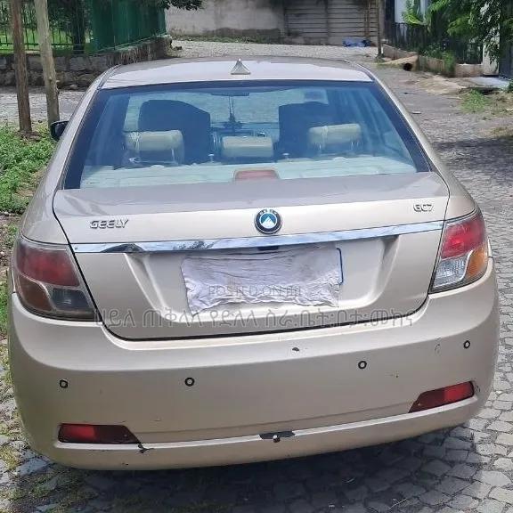 Geely Emgrand EC7 2016 Gold