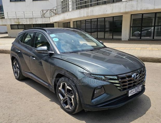 Hyundai Tucson 2022 Gray