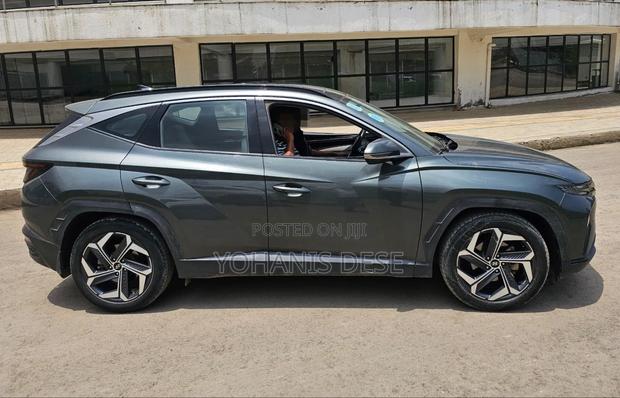Hyundai Tucson 2022 Gray