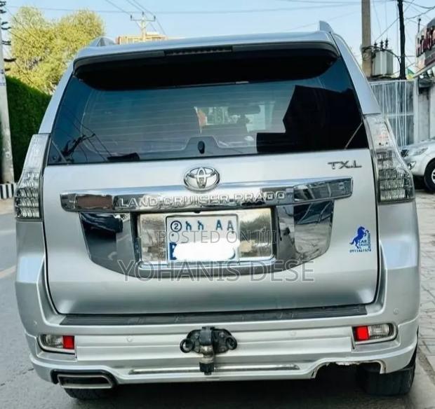 Toyota Land Cruiser Prado 2016 Silver