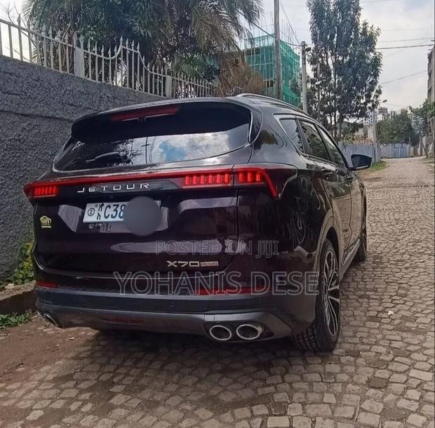 Jetour X70 Plus 2022 Burgundy