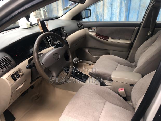 Toyota Corolla 2003 Gold