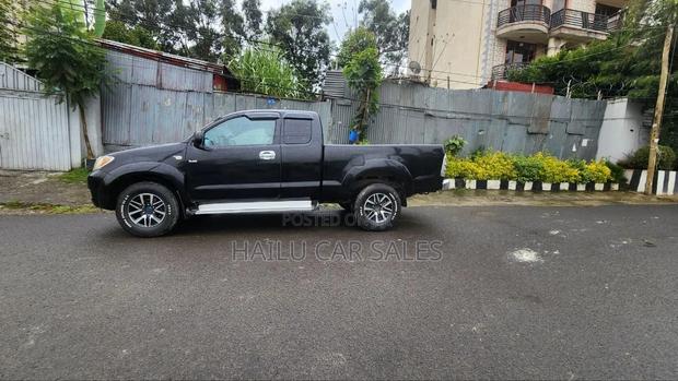Toyota Hilux 2008 Black